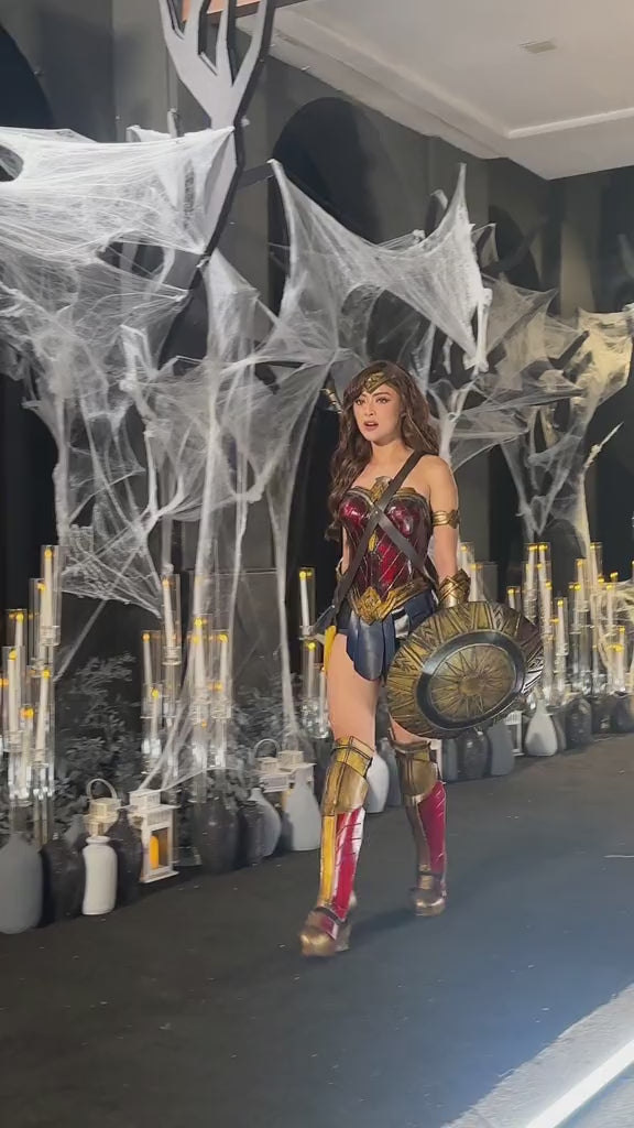 Women's wonder woman costume